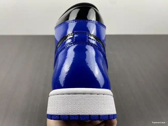 HYPE 555088-404 High Retro 1 Jordan OG 0516